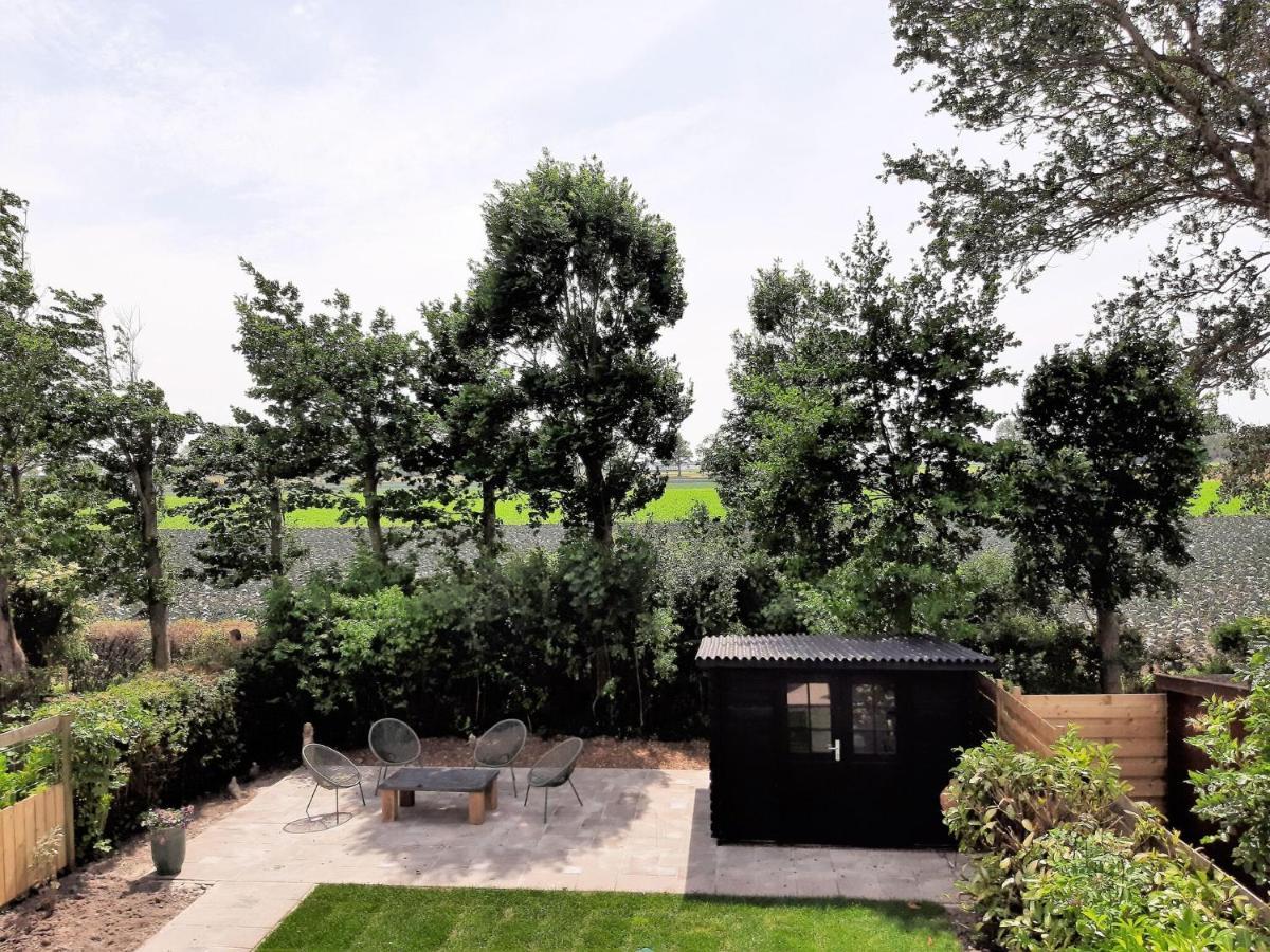 Tuitjenhorn Stylish Holiday Home By The Sea מראה חיצוני תמונה
